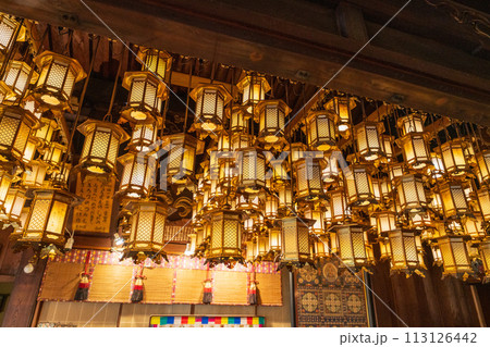 【第1番札所】霊山寺 本堂 吊り灯篭【四国八十八箇所】 【第1番札所】霊山寺 本堂 吊り灯篭【四国八十八箇所】 113126442