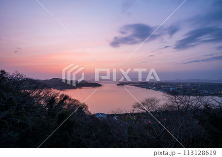 日本の鳥取県米子市の米子城跡のとても美しい風景 113128619