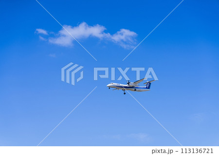 《飛行機》ボンバルディア　Bombardier DHC-8 Dash 8 > DHC-8-400 113136721