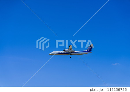 《飛行機》ボンバルディア　Bombardier DHC-8 Dash 8 > DHC-8-400 113136726