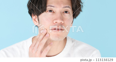 メンズビューティー　ミドル男性 113138129