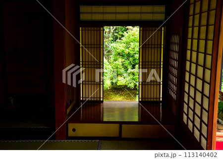 京都市 泉涌寺別院 雲龍院 新緑 113140402