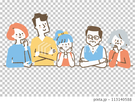 何かを想像している仲良し5人家族_色 何かを想像している仲良し5人家族_色 113140588