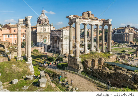Roman ruins in Rome, Italy Roman ruins in Rome, Italy 113146343