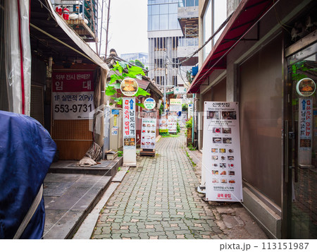 ソウル　仁寺洞　路地の食堂 113151987