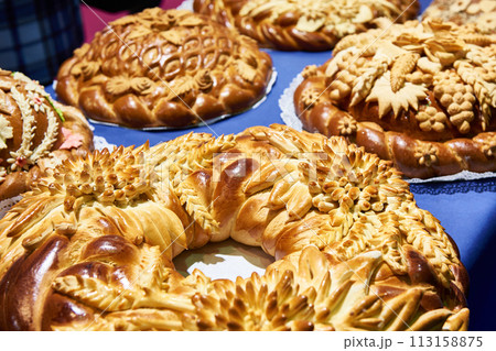 Beautiful russian loaf of bread in bakery Beautiful russian loaf of bread in bakery 113158875