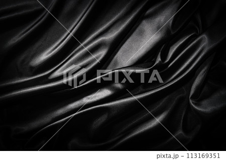 黒いシルクの布の背景テクスチャー 113169351