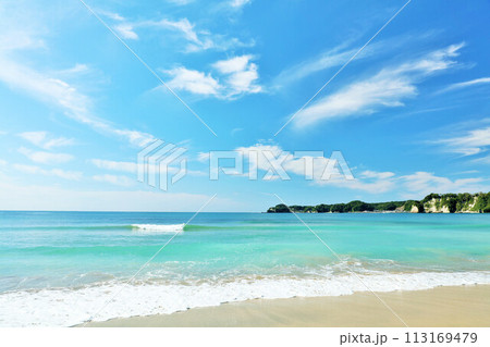 千葉県 勝浦の青空と海 千葉県 勝浦の青空と海 113169479