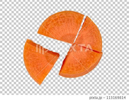 sliced carrot isolated 113169814