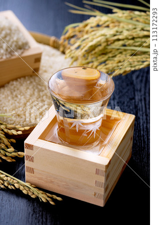 日本酒 高級 日本酒 高級 113172293