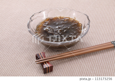 もずく もずく 113173256