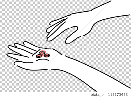 サプリメントを手のひらに乗せる手元 113173458