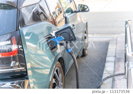 電気自動車　EV充電スポット　急速充電設備　EV QUICK CHARGER　BMW i3 113173536
