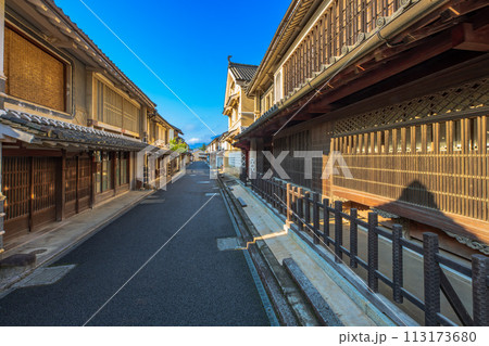 愛媛県　重伝建　内子の町並み 113173680