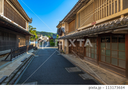 愛媛県　重伝建　内子の町並み 113173684