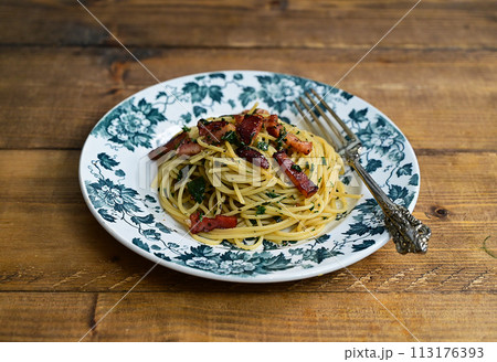 パセリと大葉のパスタ 113176393