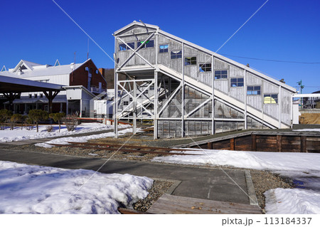 道の駅・オーロラタウン93りくべつにある跨線橋 113184337