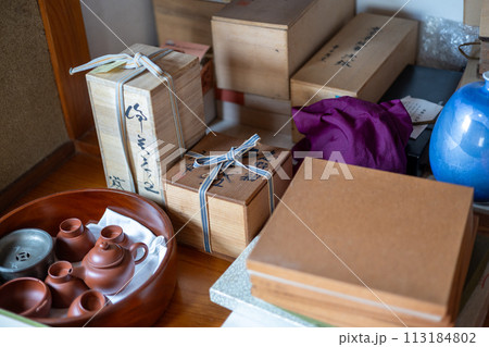 実家の整理をしていて出てきた骨董品 113184802