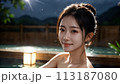 夜の温泉に浸かる女性 113187080