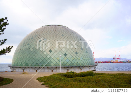 閉館したなにわの海の時空館（大阪市住之江区） 113187733