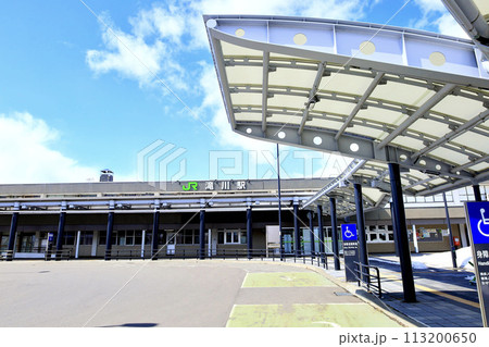 青空と函館本線滝川駅 113200650