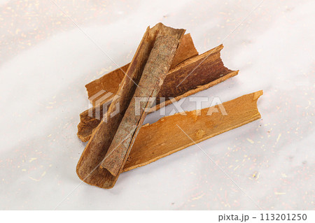 Natural wild organic cinnamon aroma 113201250