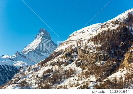 Scenic view of Matterhorn mountain peak, Switzerland 113201644
