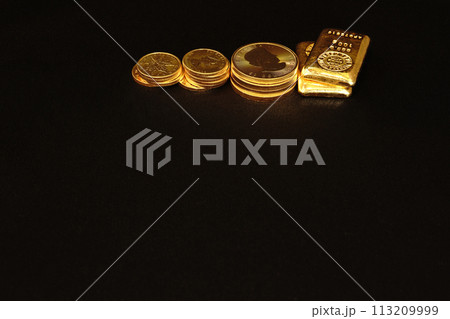 美しい輝きを放つ実物資産の金貨が人気高騰です。 113209999