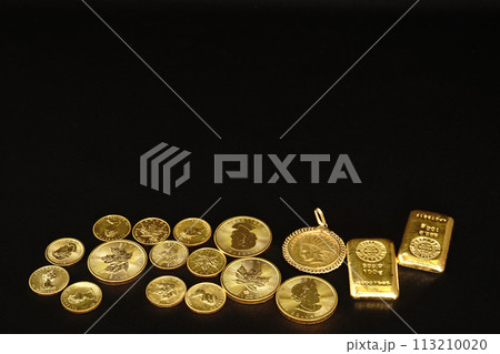 美しい輝きを放つ実物資産の金貨が人気高騰です。 113210020