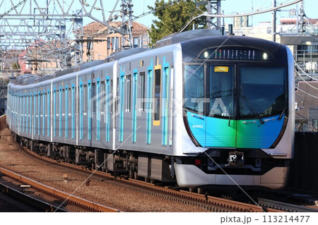 【西武】40000系 Fライナー(東急東横線:多摩川駅) 【西武】40000系 Fライナー(東急東横線:多摩川駅) 113214477
