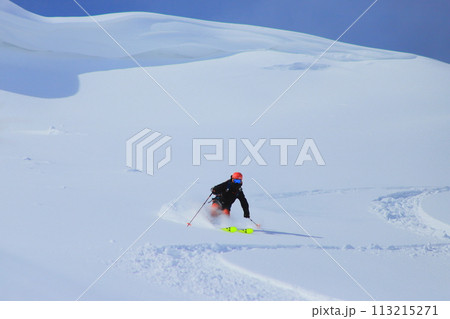 バックカントリースキー 113215271