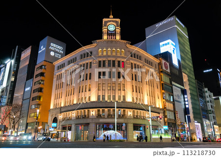 東京都中央区 夜の銀座 和光時計台 113218730