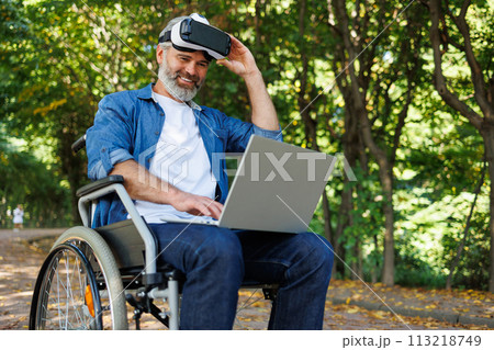 Connected Mobility 113218749