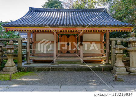 京都府八幡市八幡高坊の石清水八幡宮 御羽車舎 京都府八幡市八幡高坊の石清水八幡宮 御羽車舎 113219934