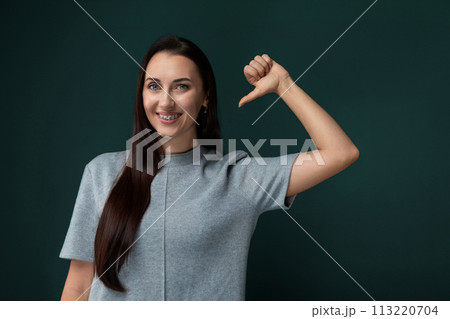 Woman With Long Hair Wearing Gray Shirt 113220704