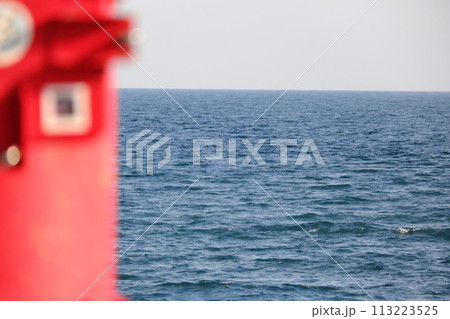 防波堤から望む海 防波堤から望む海 113223525