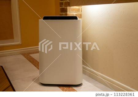 空気清浄機のある部屋 空気清浄機のある部屋 113228361