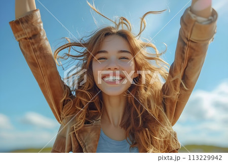 青空の下で両手を広げている女性3 AI生成画像 青空の下で両手を広げている女性3 AI生成画像 113229942