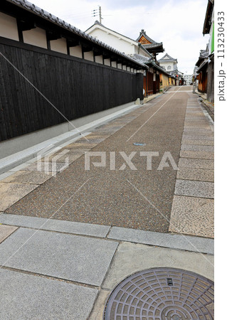 富田林市寺内町　旧家　街並み 113230433
