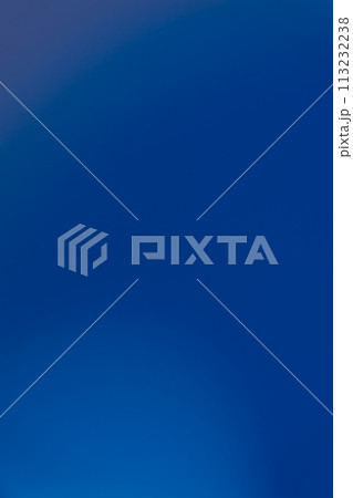 背景素材　グラデーション　ブルー 113232238