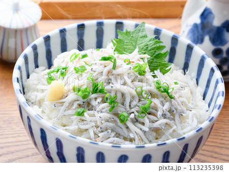 釜揚げしらす丼 113235398