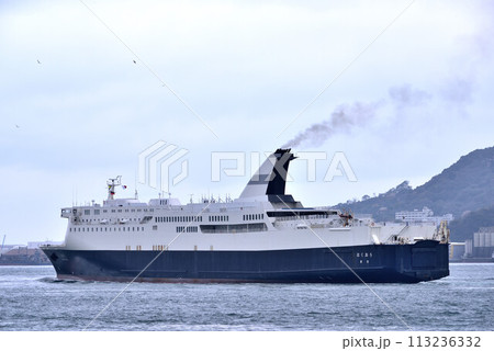 黄砂と貨客船 113236332