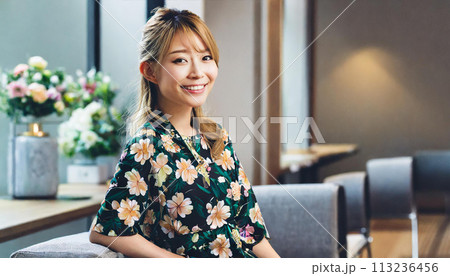 金髪の女性（AI生成画像） 113236456
