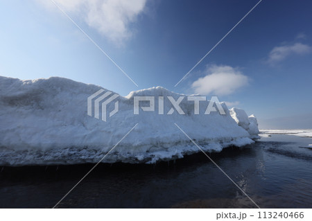 北海道イクシナ海岸流氷壁風景 113240466