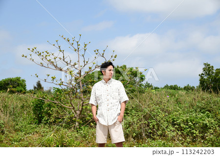 男性ポートレート 113242203