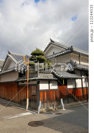 富田林市寺内町　旧家　街並み 113244535