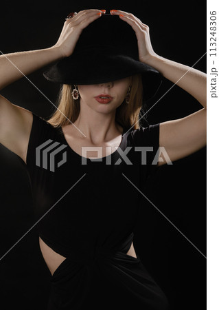 woman in hat woman in hat 113248306