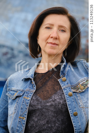 beautiful senior woman beautiful senior woman 113249136