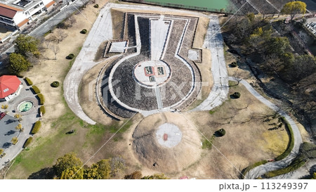 東広島市_史跡【三ツ城古墳】空撮_No14 113249397