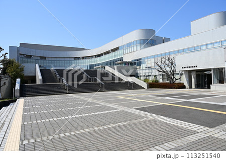 焼津市文化センター（静岡県焼津市）と図書館 113251540